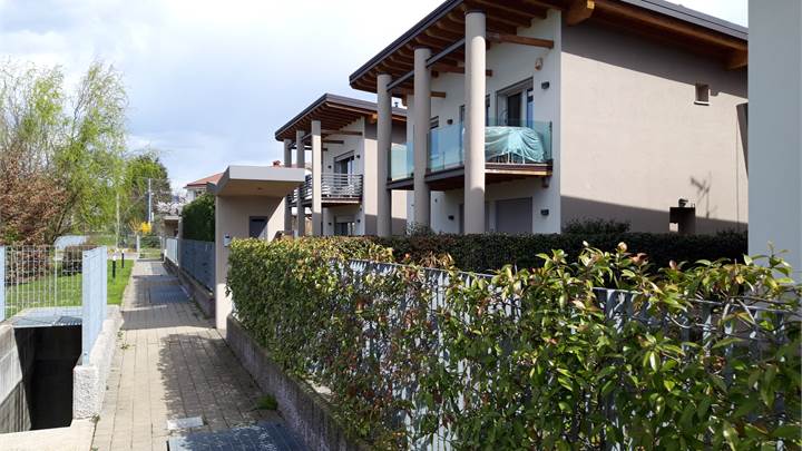 BILOCALE+TAVERNA+GIARDINO+BOX DOPPIO, 2 POSTI AUTO