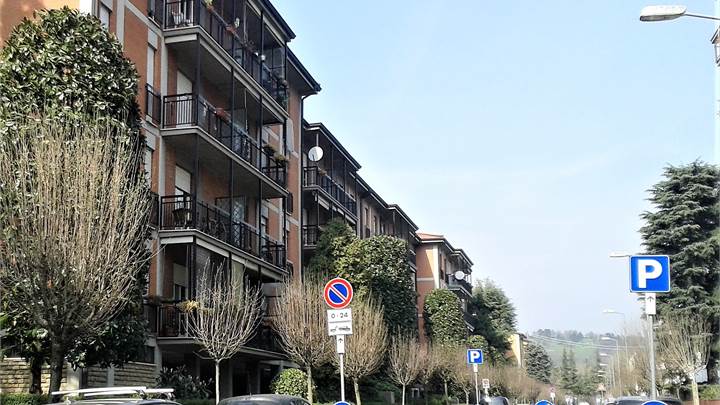 TRILOCALE PIANO ALTO RISTRUTTURATO