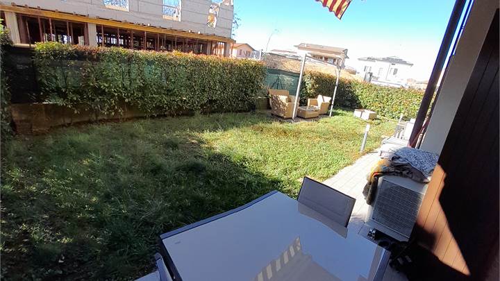 TRILOCALE+GIARDINO+BOX DOPPIO                     DALMINE BREMBO